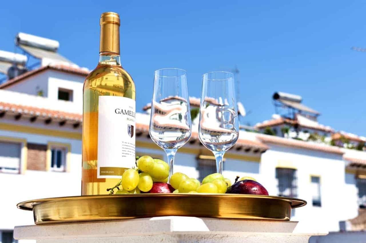 New Townhouse In The Heart Of Nerja With Jacuzzi Villa Dış mekan fotoğraf