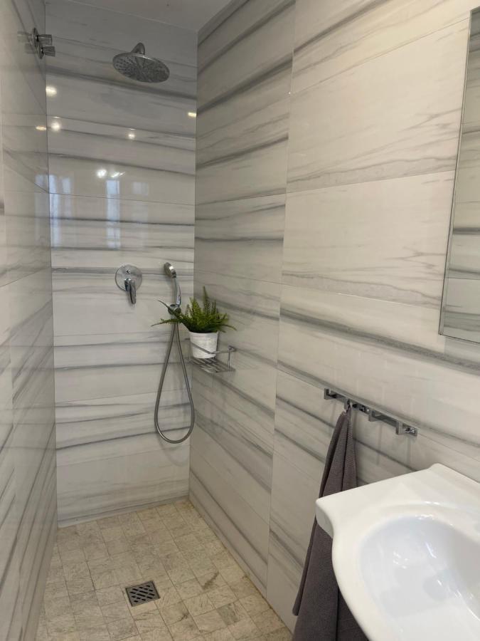 New Townhouse In The Heart Of Nerja With Jacuzzi Villa Dış mekan fotoğraf