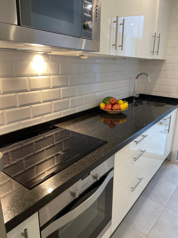 New Townhouse In The Heart Of Nerja With Jacuzzi Villa Dış mekan fotoğraf